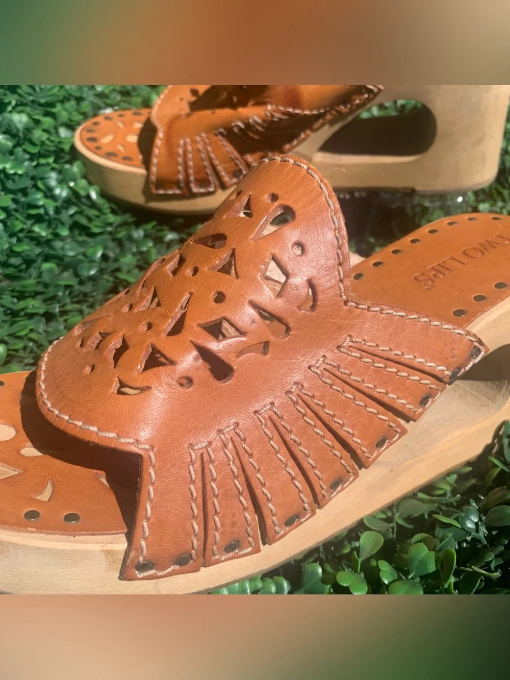 Vintage Two Lips Tan Leather Cut-Outs Design w/ wood carved platform sandal shoe